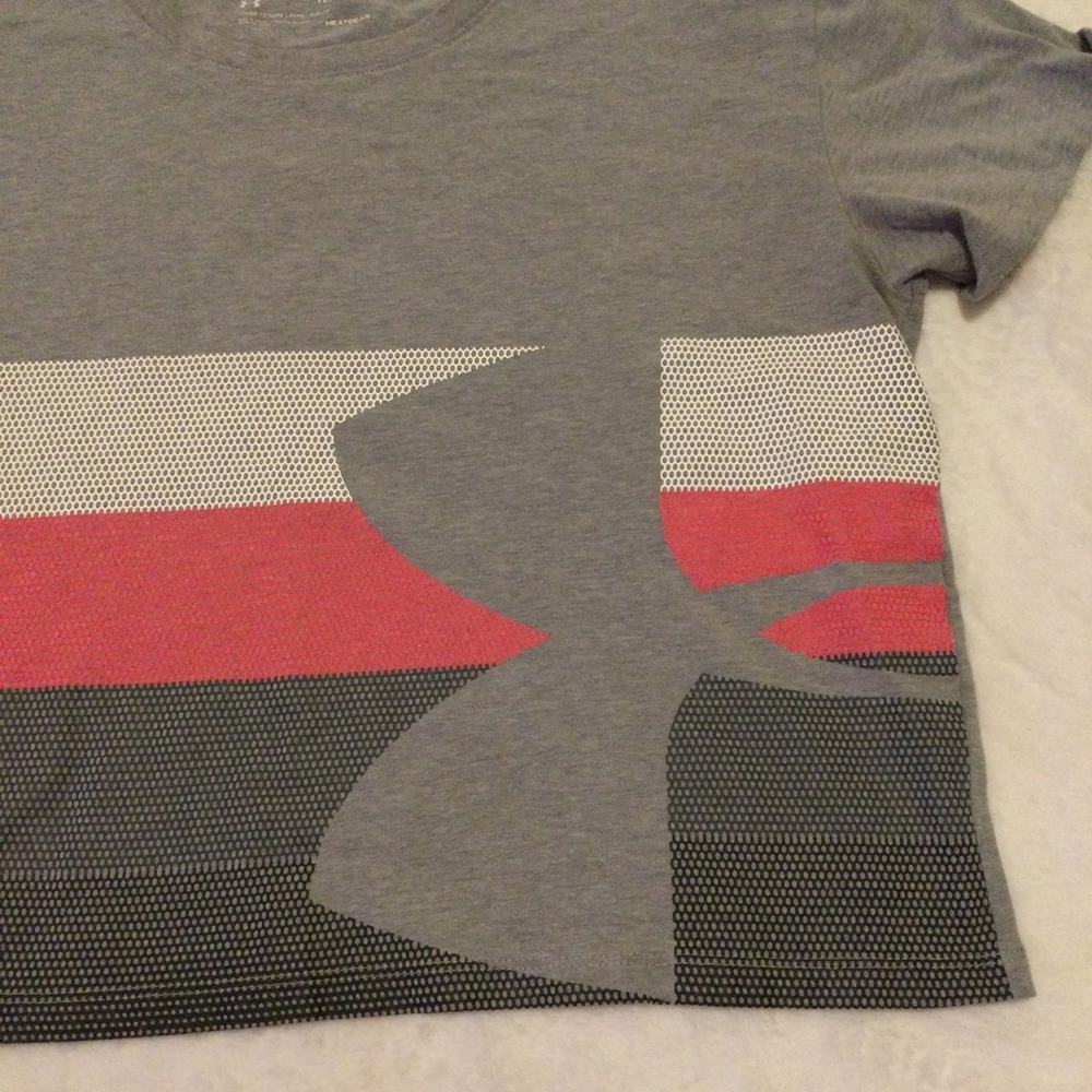 Under Armour T-Shirt Girls YLG Large Grey Pink HeatGear Loose Fit Athletic Tee - Picture 4 of 6